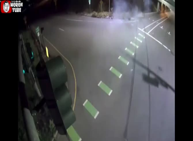 Video :She escapes to China to evade prosecution after killing someone while traveling at 160 km-h